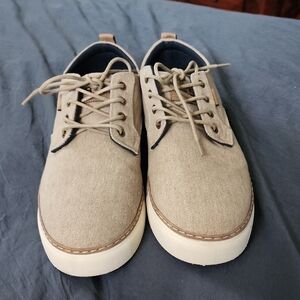 Men's Tan Canvas Sneakers
